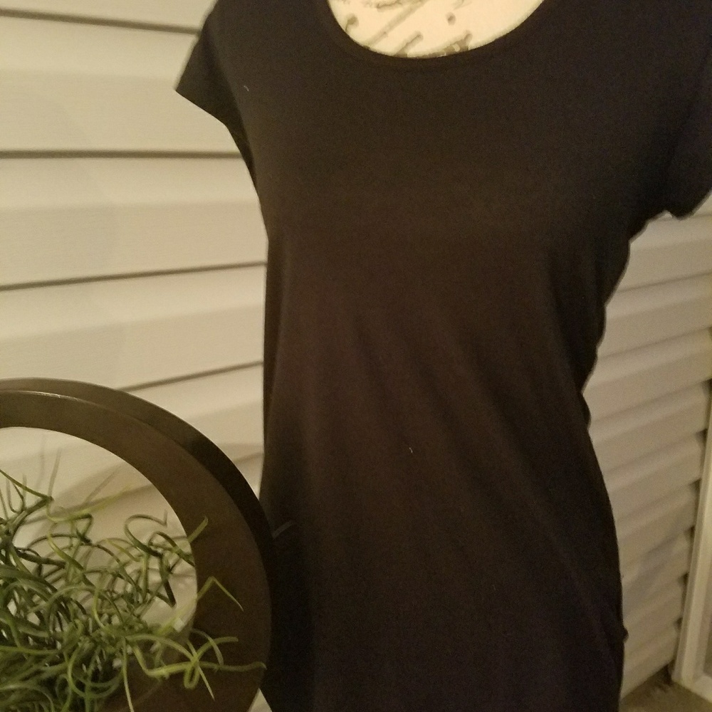 💋Black Tee With Lace Detail